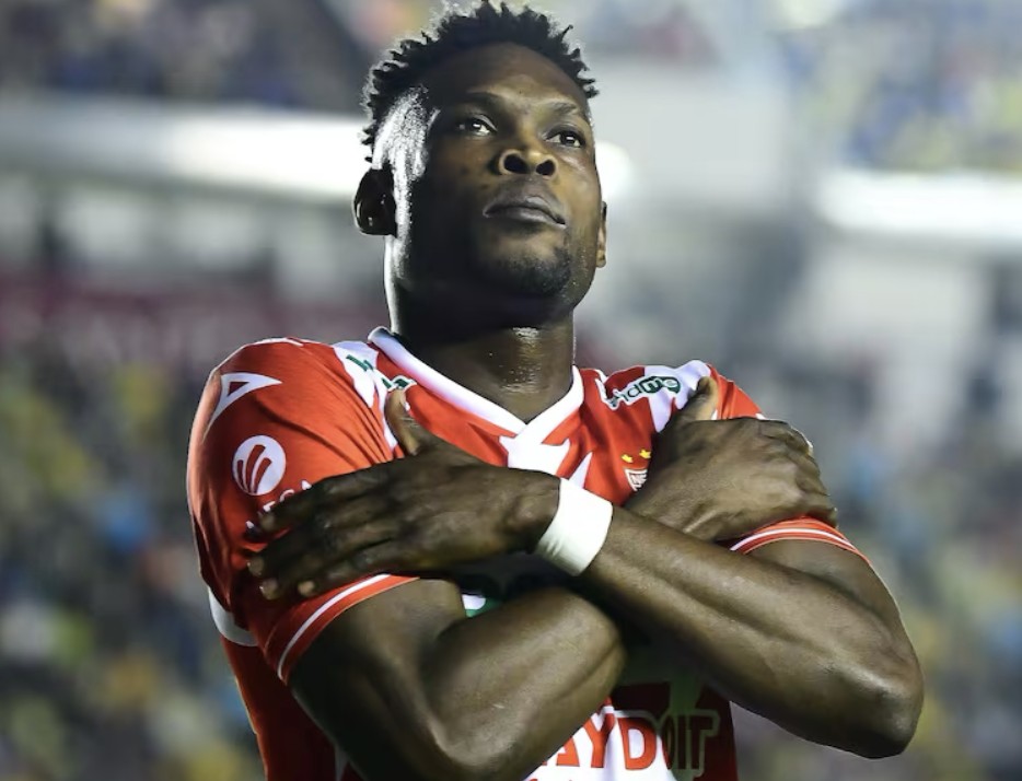 Diber Cambindo es nuevo refuerzo del Club León para el Clausura 2026