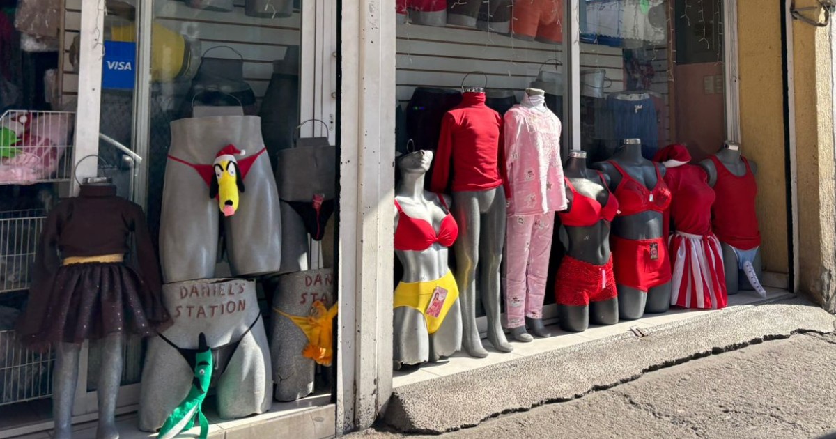 Rojos para el amor y amarillos para el dinero: se disparan ventas de ropa interior en León por Año Nuevo