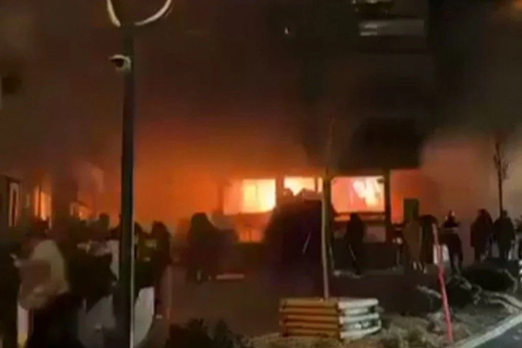(VIDEO) “Como una película de horror”: incendio en bar de Suiza deja decenas de muertos