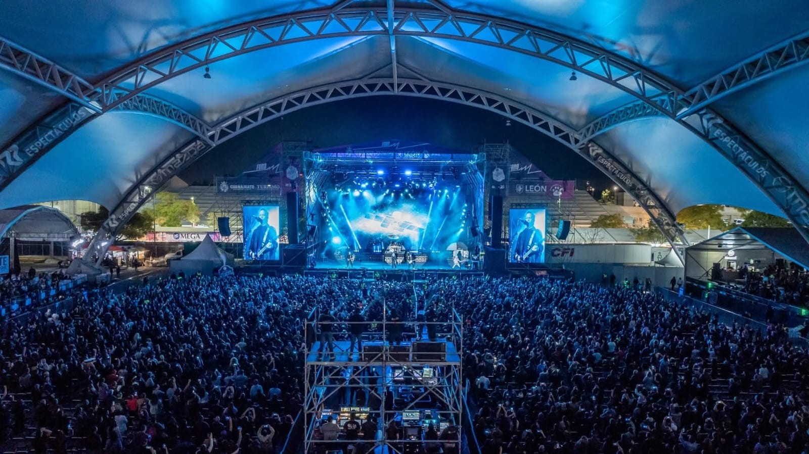 Feria de León cambia terrazas por gradas con acceso gratuito en el Foro de la Gente Mazda