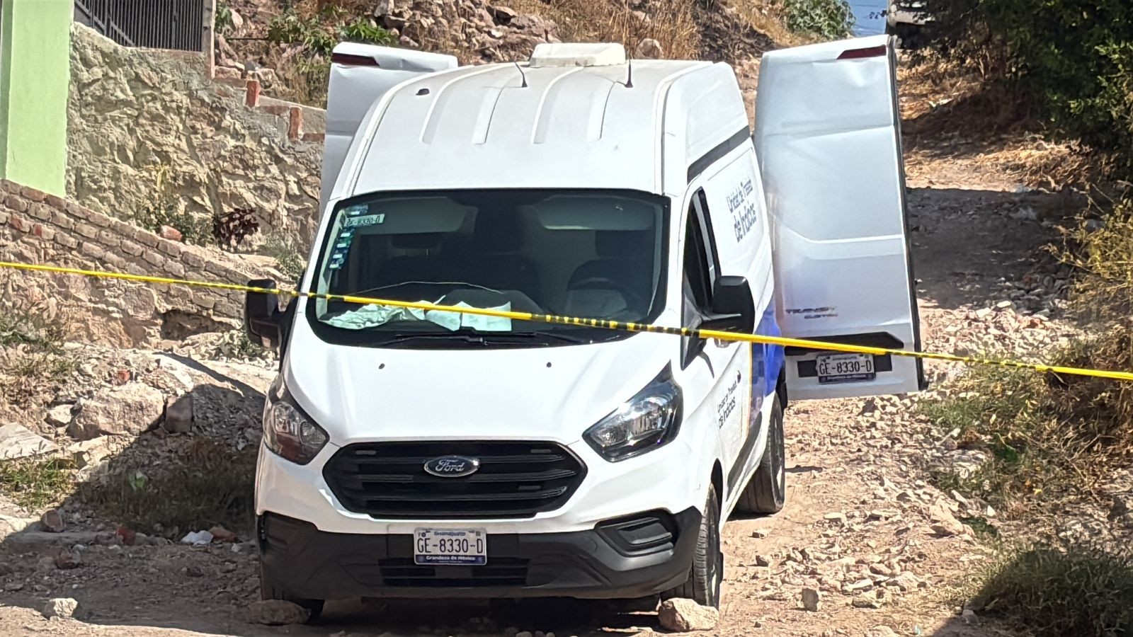 Hallan cuerpo de una mujer mientras escarbaban en una construcción en León