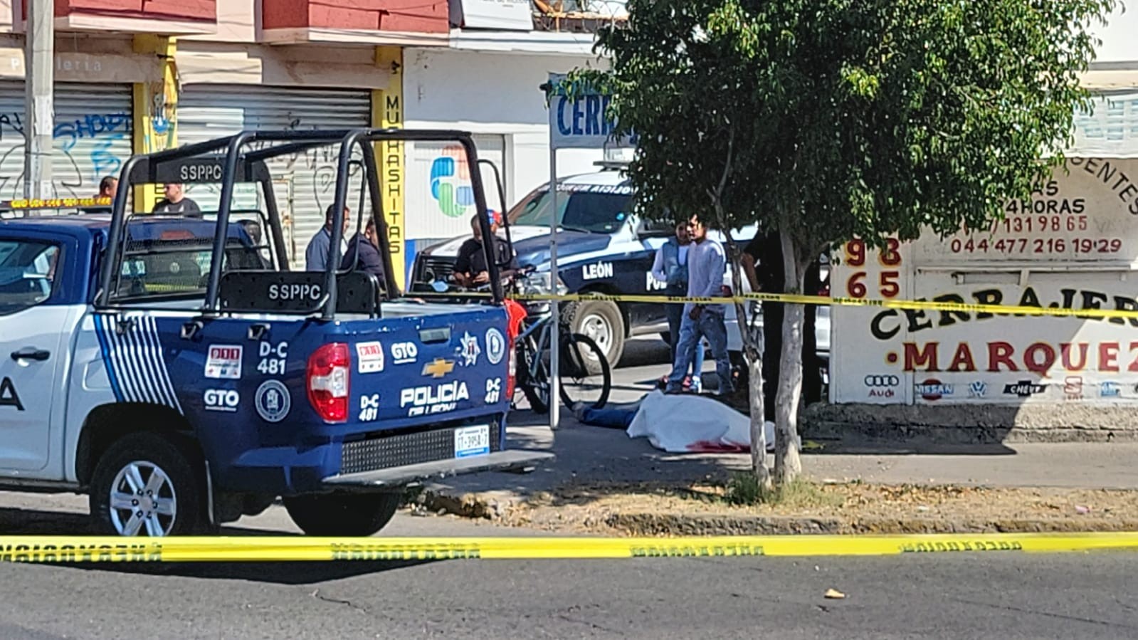 Ataque armado en La Carmona deja un hombre sin vida dentro de su negocio