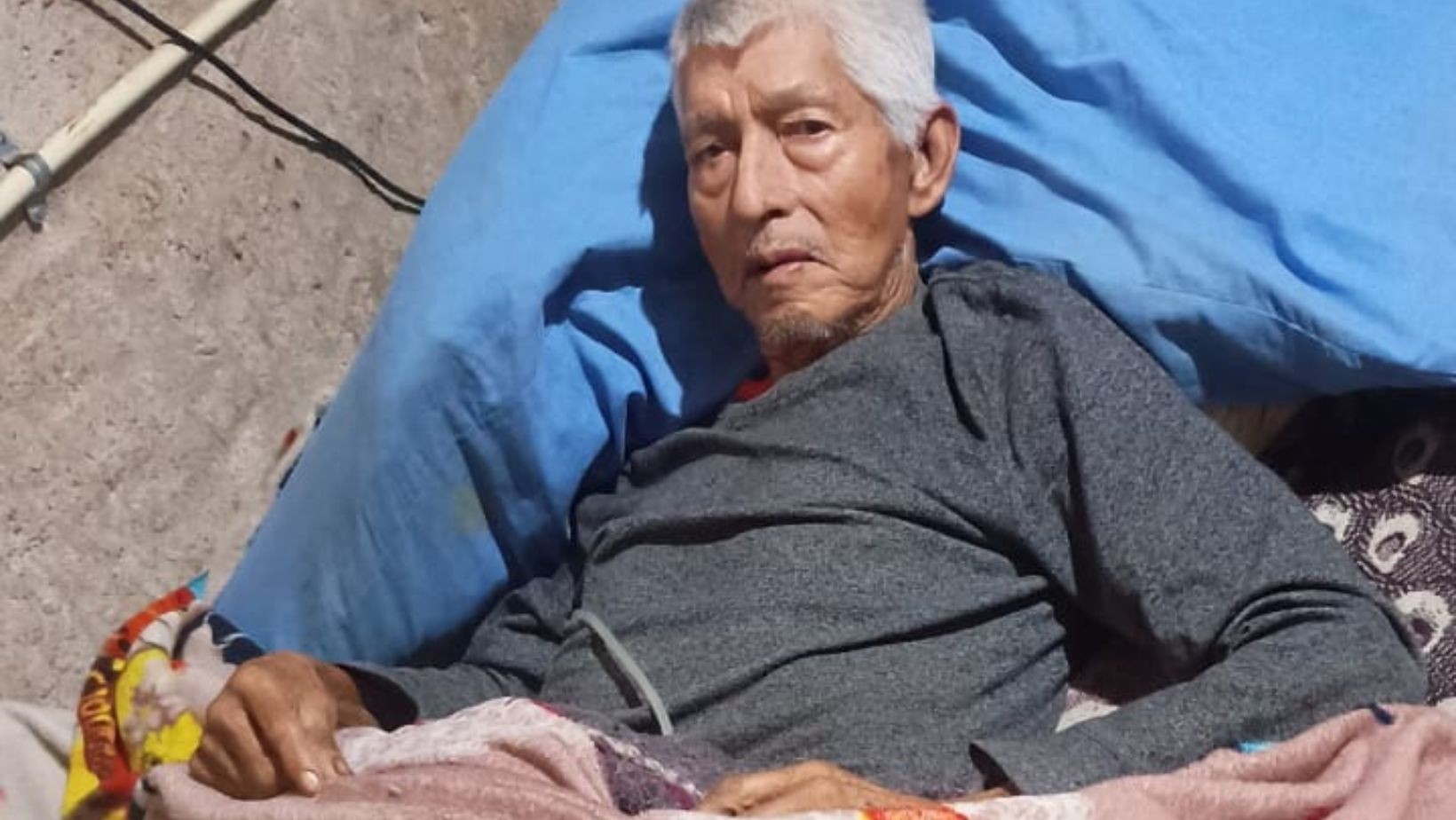 Adulto mayor de León pierde la movilidad tras accidente y solicitan apoyo para una silla de ruedas