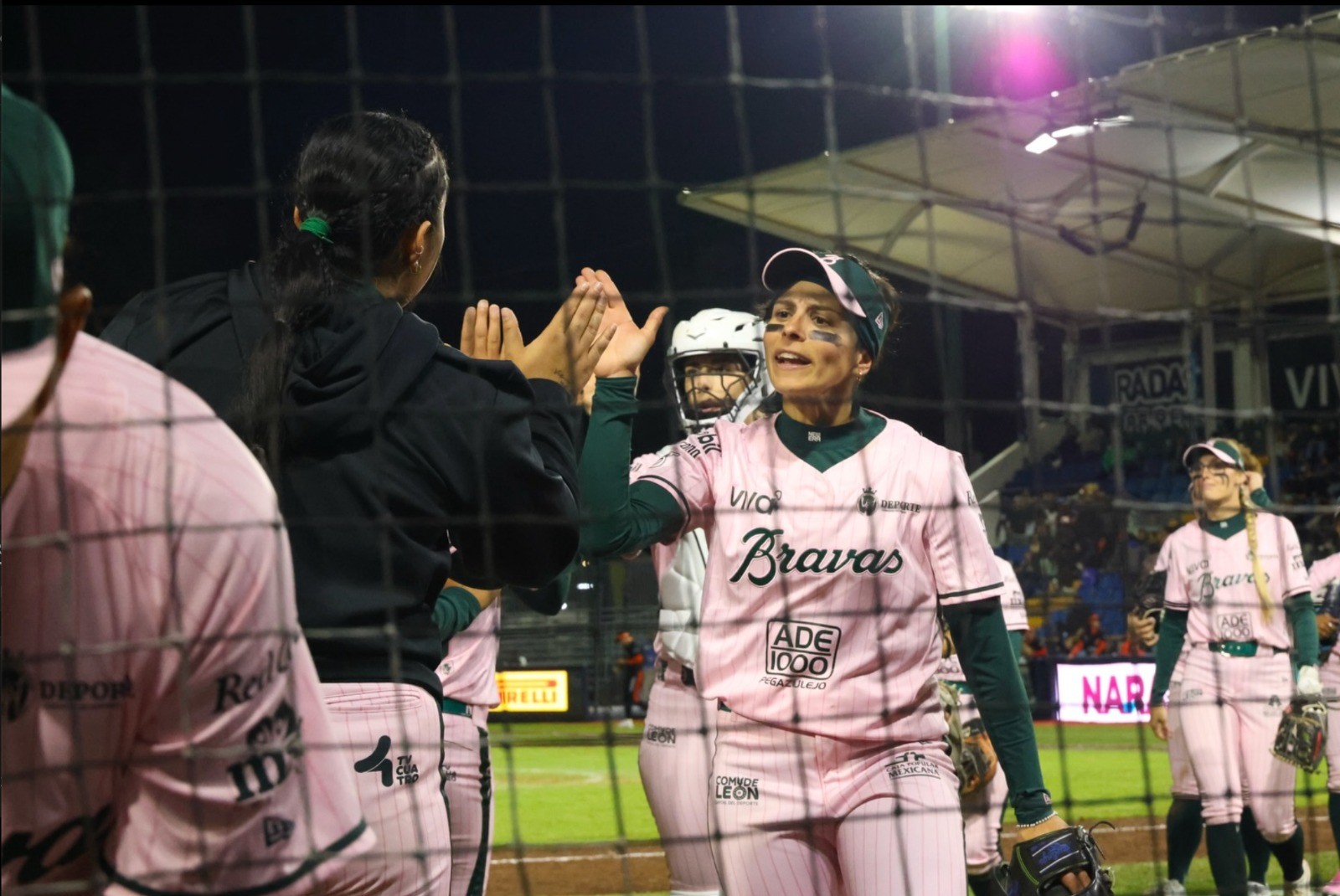 Bravas de León buscan empatar la serie ante Naranjeras en el Juego 2