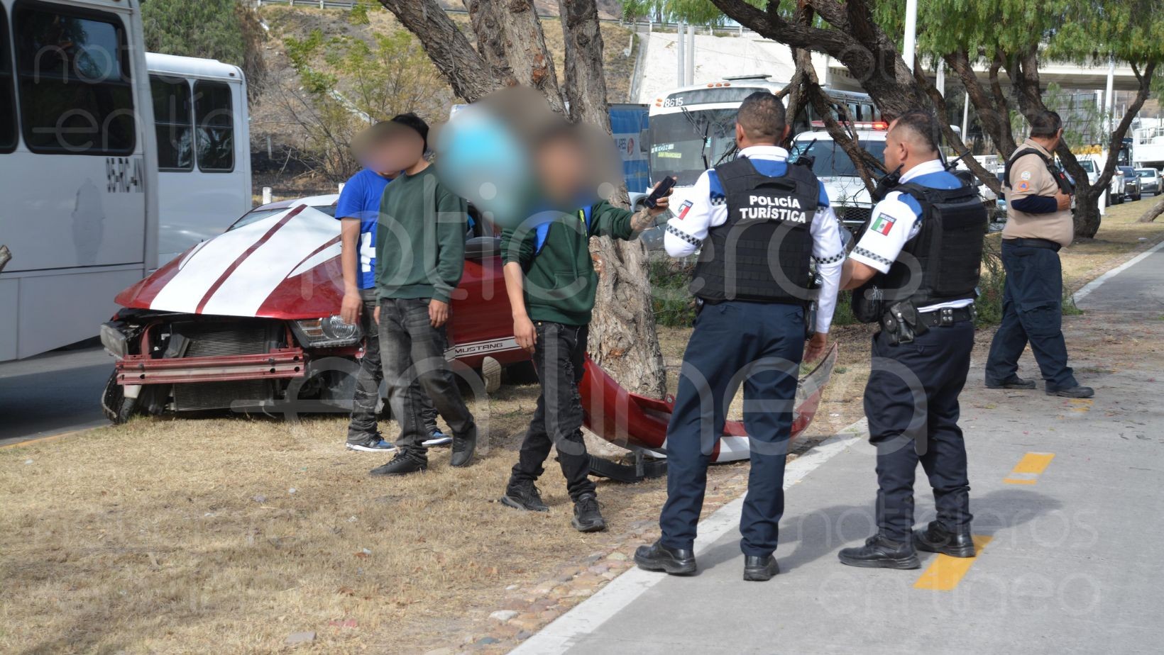 Accidente en el eco bulevar León–San Francisco del Rincón provoca tráfico intenso