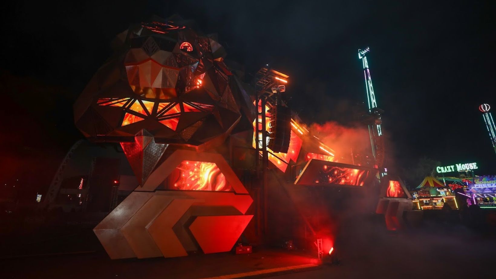 Cuestionan inversión millonaria en Solareón tras Feria de León 2026