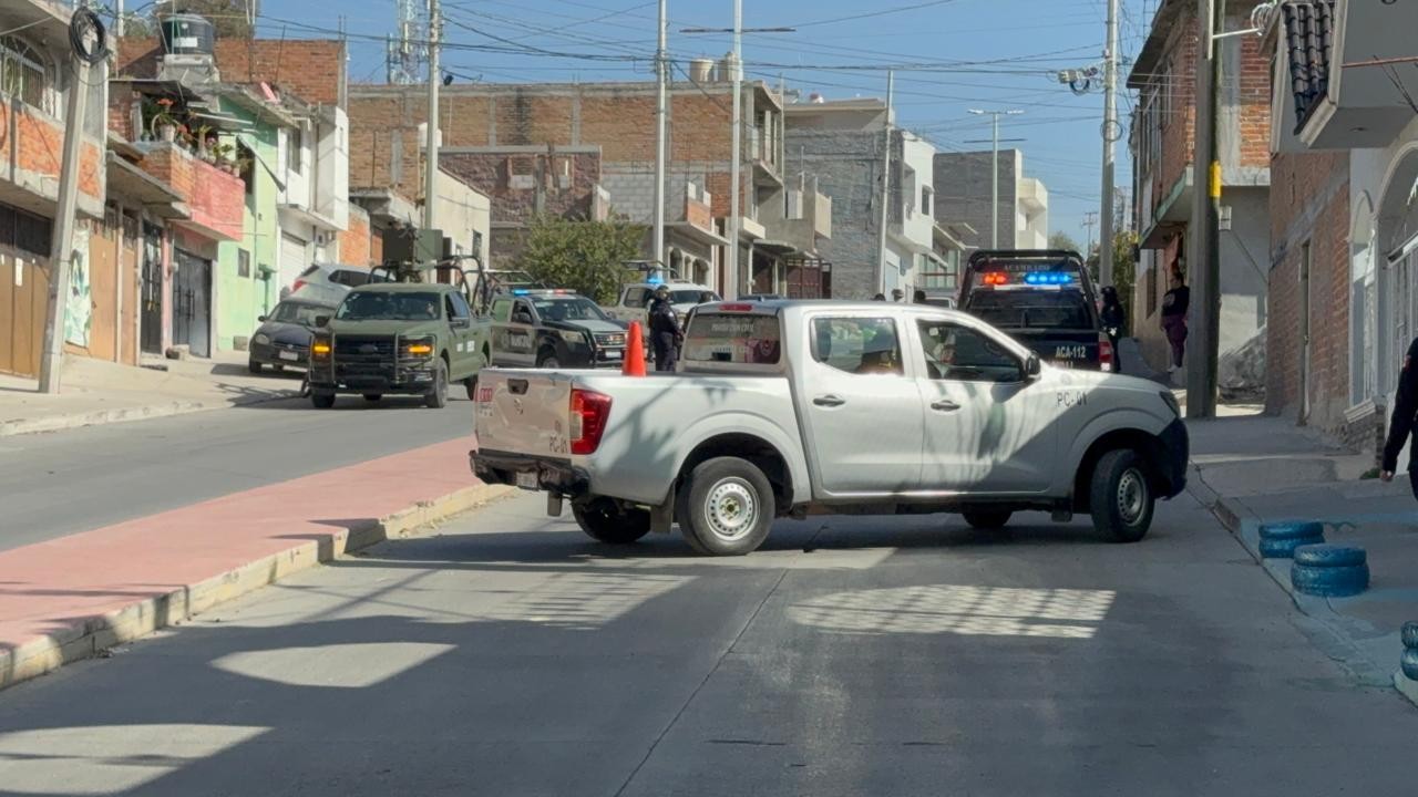 Atacan a mujer a balazos dentro de una fonda en la colonia San Isidro