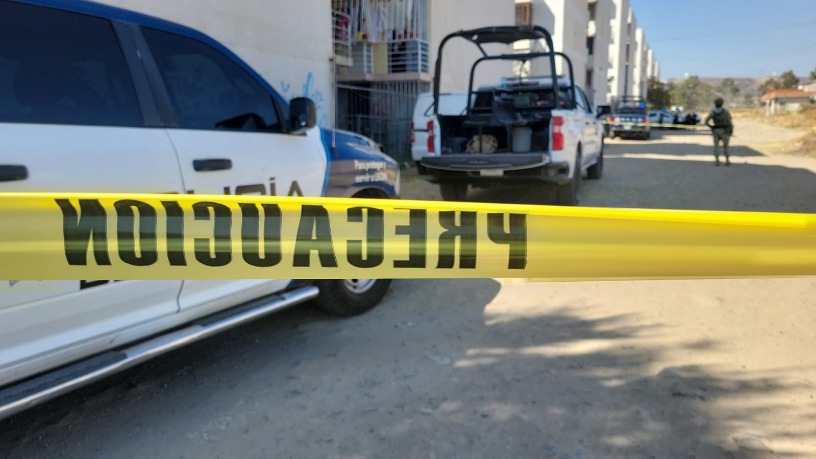 Escucharon disparos y encontraron a una mujer sin vida en plena vía pública en León