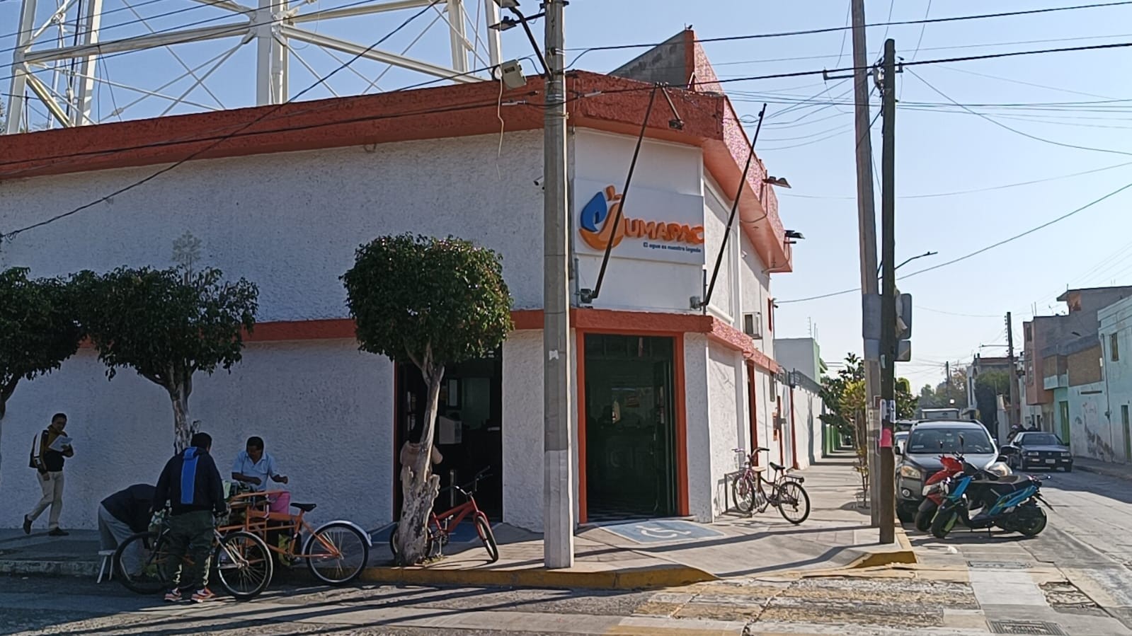 Conflicto entre Mauricio Estefanía y su hermano divide al Ayuntamiento y provoca despidos en la JUMAPAC