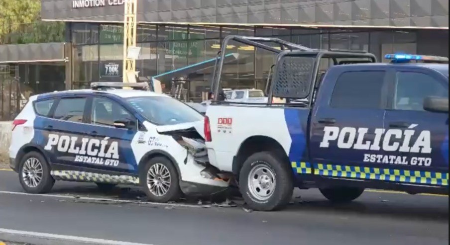 Choque entre patrullas estatales deja un agente lesionado en Celaya