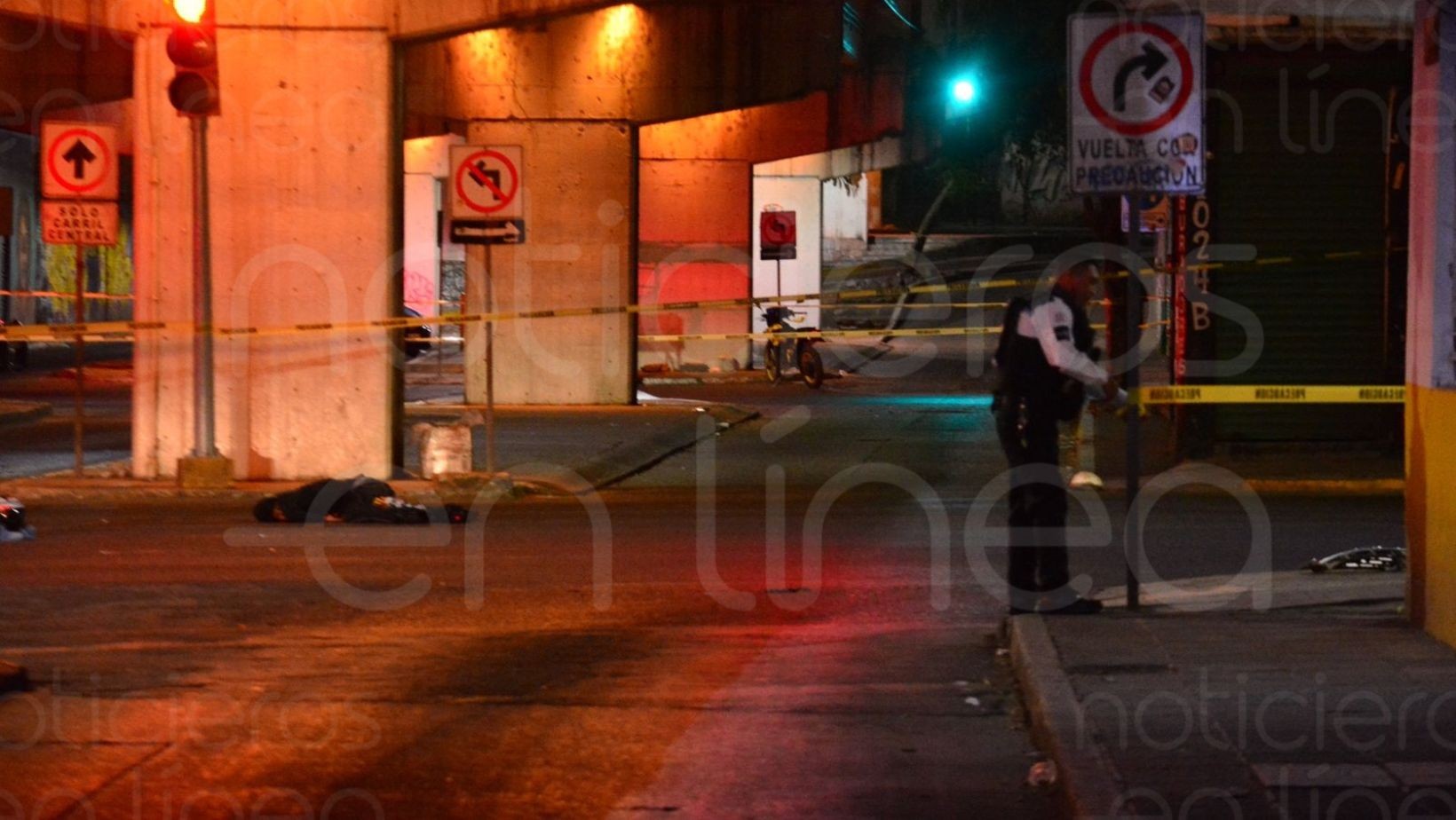 Tragedia en León: menor muere en brutal choque en Miguel Alemán y conductora intenta huir