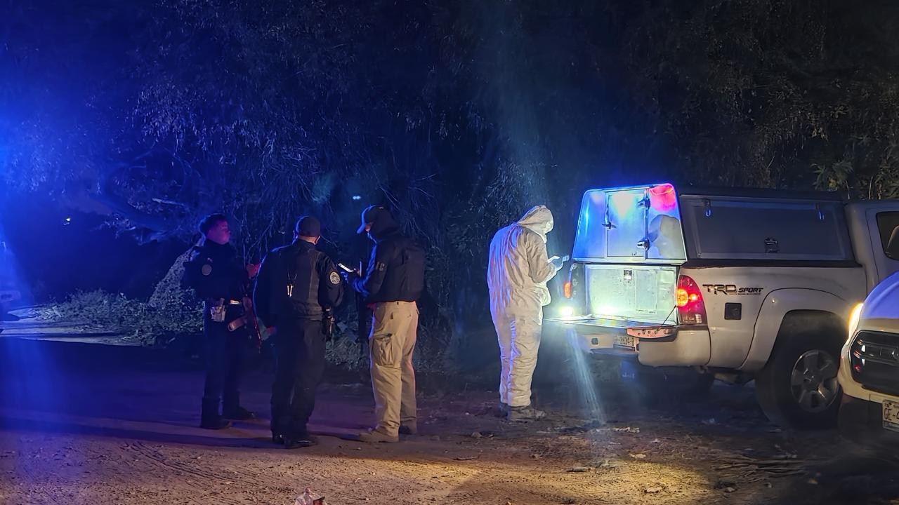 Ejecutan a matrimonio y su hijo dentro de su casa en Loma Bonita