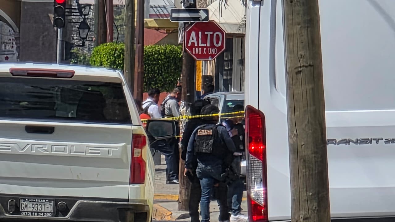 Agresor hiere a dos agentes durante operativo en zona centro; ya fue detenido