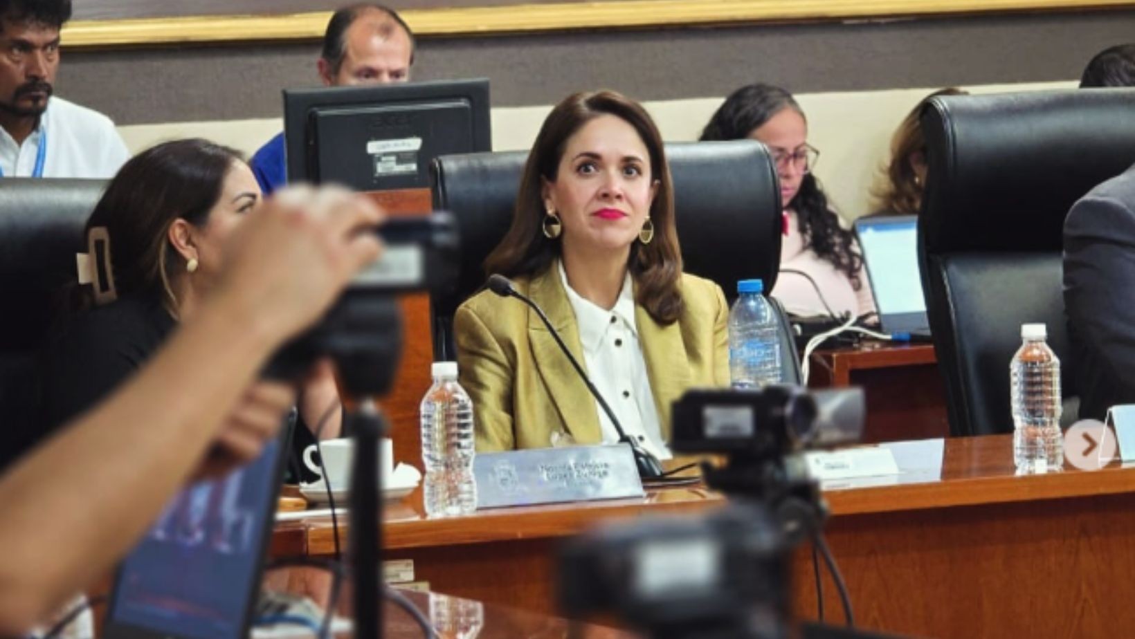 ¡Cuentas claras! Exigen informe a paramunicipales de León sobre transmisión de sesiones