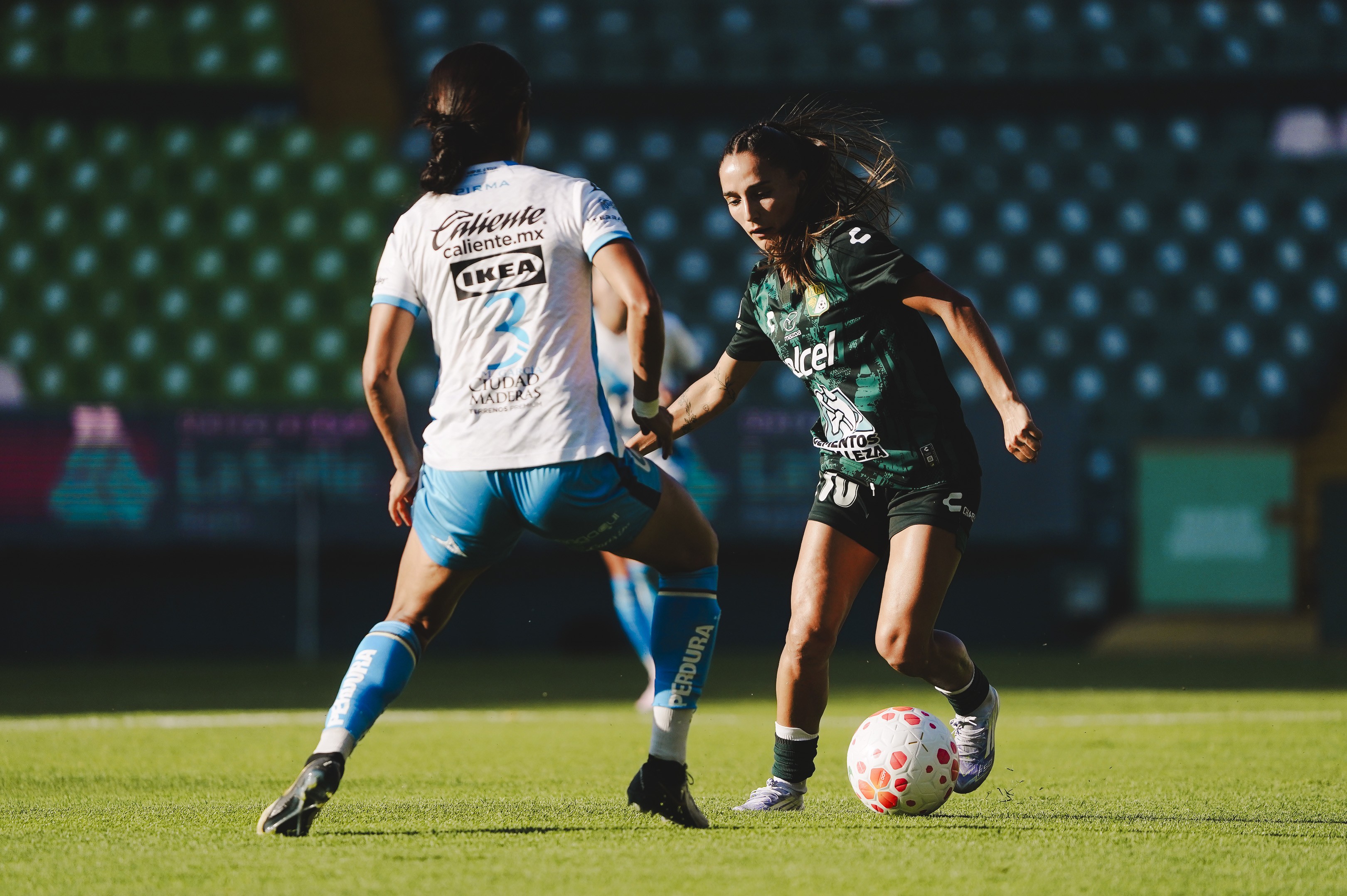 'La Fiera' no tuvo piedad: El Club León Femenil ruge y golea 6-0 a Puebla