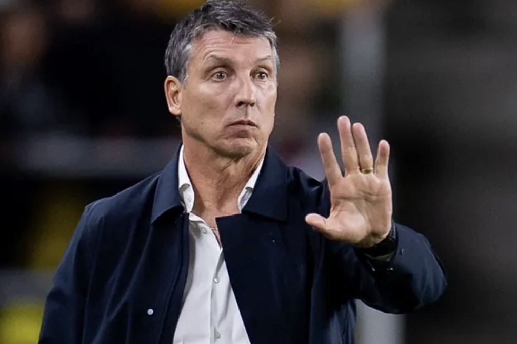 La Fiera inicia contacto con Robert Dante Siboldi; el técnico pone dos condiciones