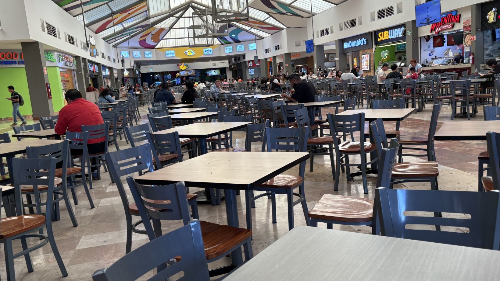  CANACO León reporta pérdida de 500 mdp por cierres ante violencia