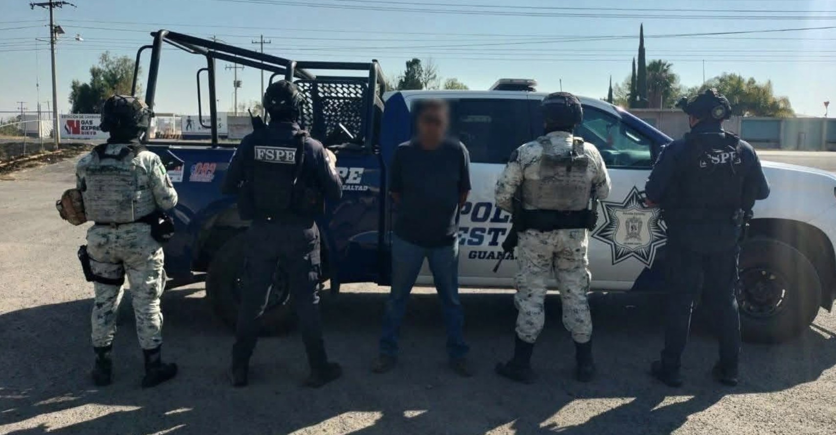 Aseguran 31 mil litros de combustible en Juventino Rosas; detienen a chofer por presunto soborno