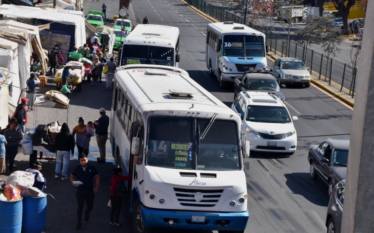 Detectan a dos choferes del transporte público con anfetaminas en Celaya