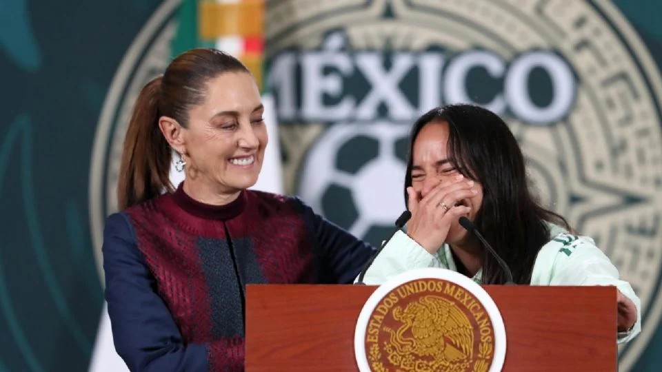 “Las mexicanas estamos hechas de otro calibre”: Charlyn Corral manda mensaje en la Mañanera