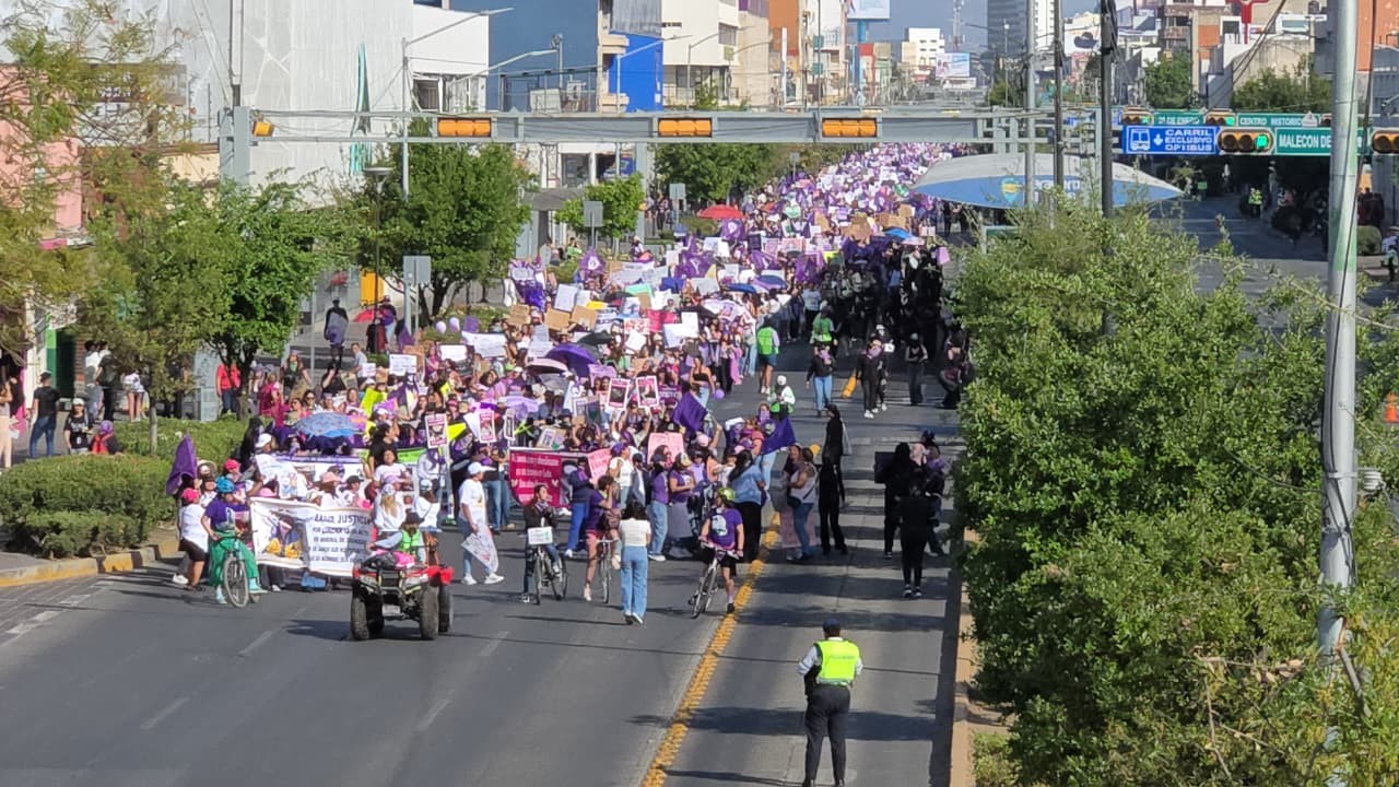 Marcha 8M en León: Mujeres tomas las calles para alzar la voz y exigir justicia