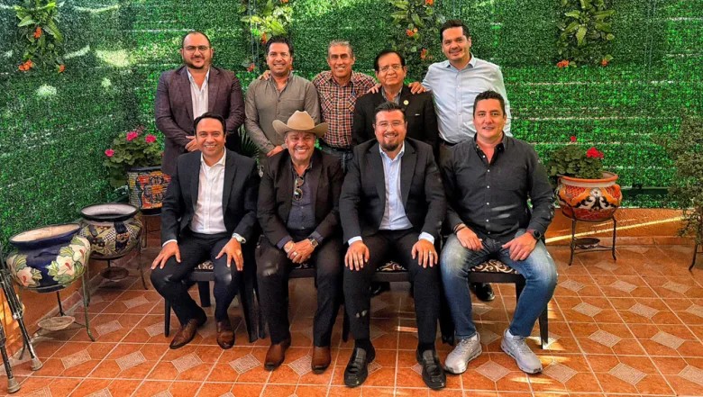 Alcaldes de Morena podrían ser sancionados por formar “facciones”: senador