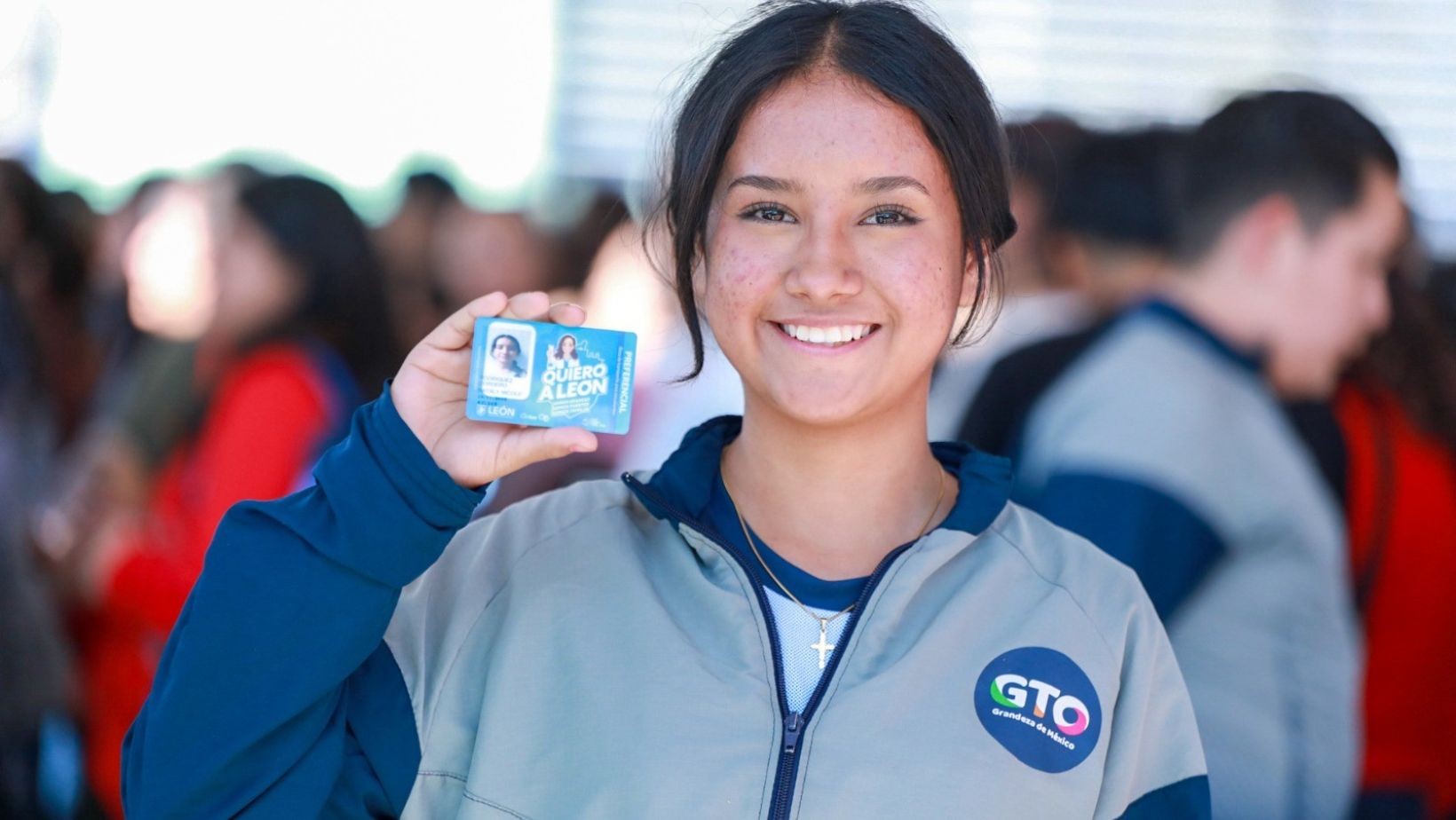 De 9 a casi 90 millones: León multiplica presupuesto y alista más de 10 mil becas para estudiantes