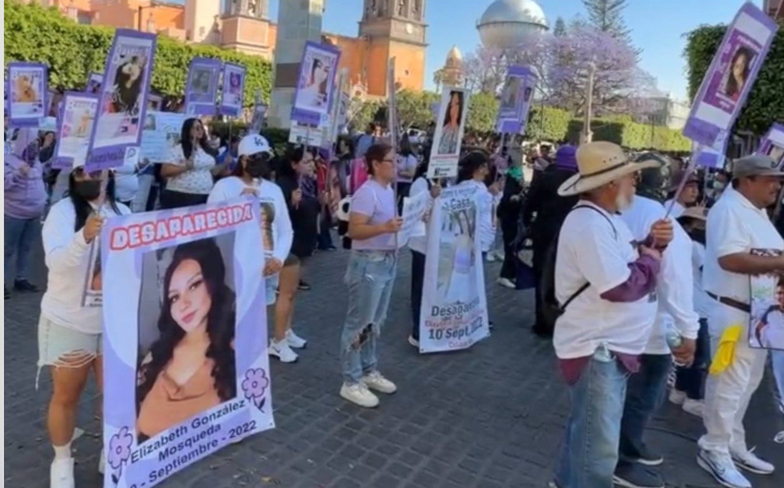 8M en Celaya transcurre con saldo blanco, solo conatos de violencia y pintas