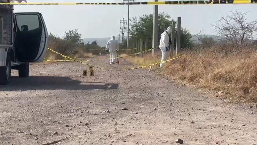 Localizan a dos personas sin vida en camino de Rancho Nuevo, Apaseo el Grande