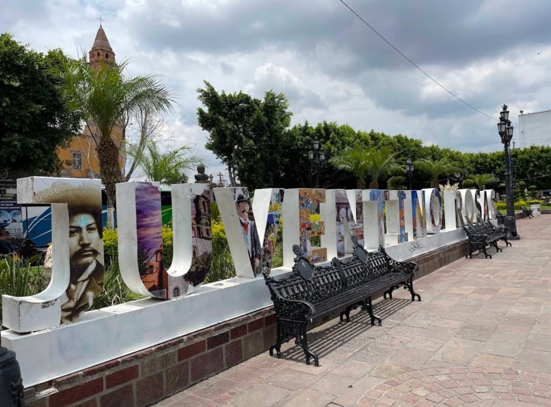 Plantean remodelar portales y mejorar imagen urbana en Juventino Rosas