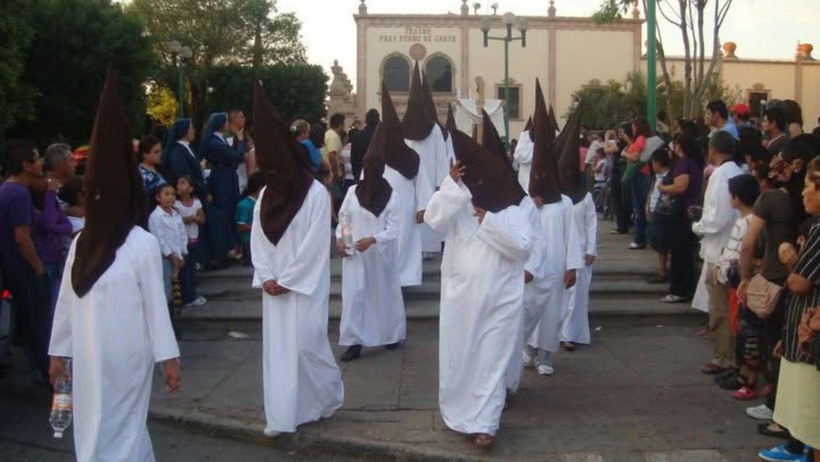 Procesión del Silencio en León cumple 38 años; será el 3 de abril en el Coecillo Procesión del Silencio en León cumple 38 años; será el 3 de abril en el Coecillo