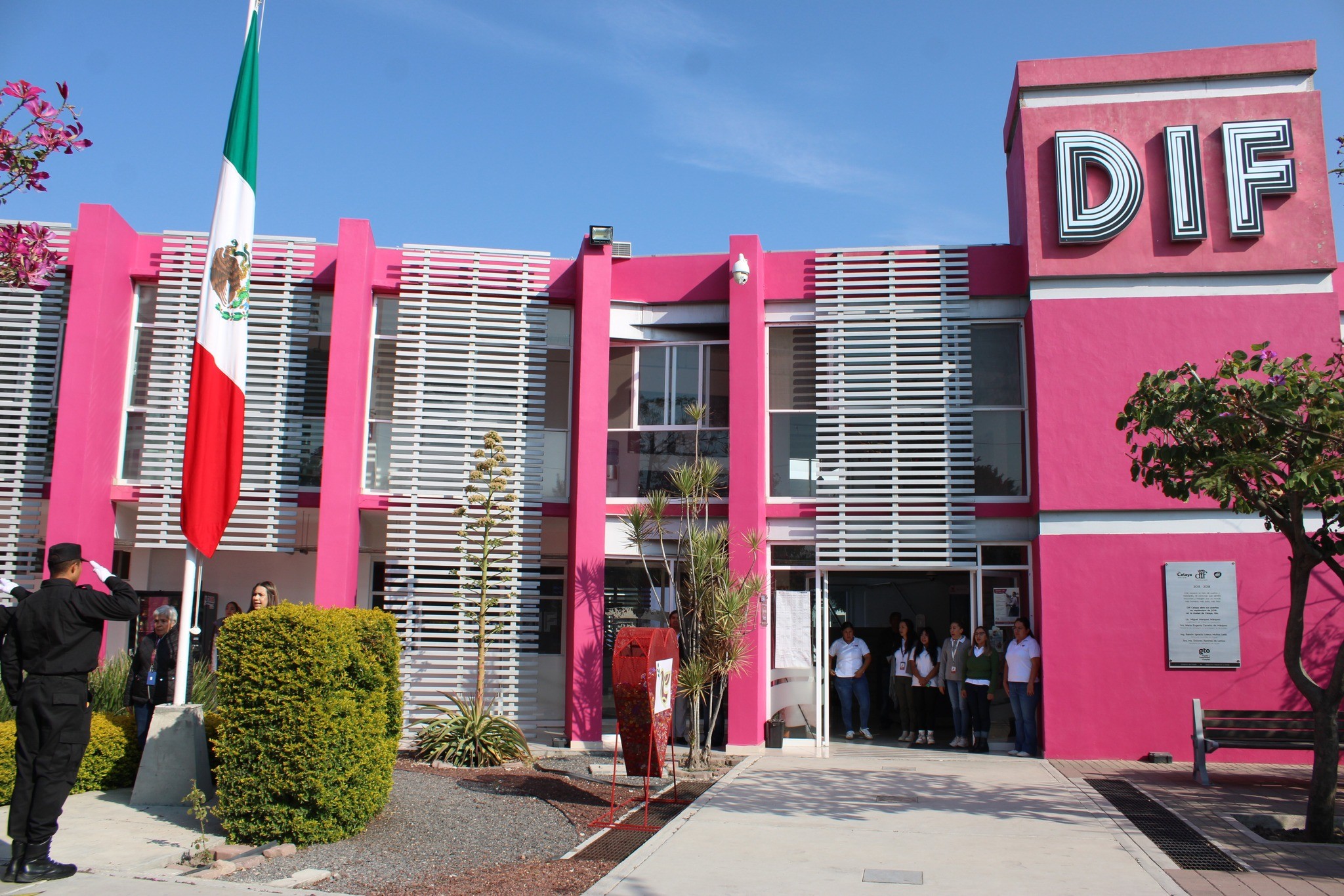 Derechos Humanos acredita acoso laboral contra trabajadora del DIF Celaya