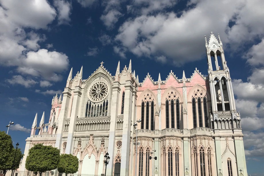 León espera más de 230 mil visitantes y derrama superior a 580 mdp en Semana Santa