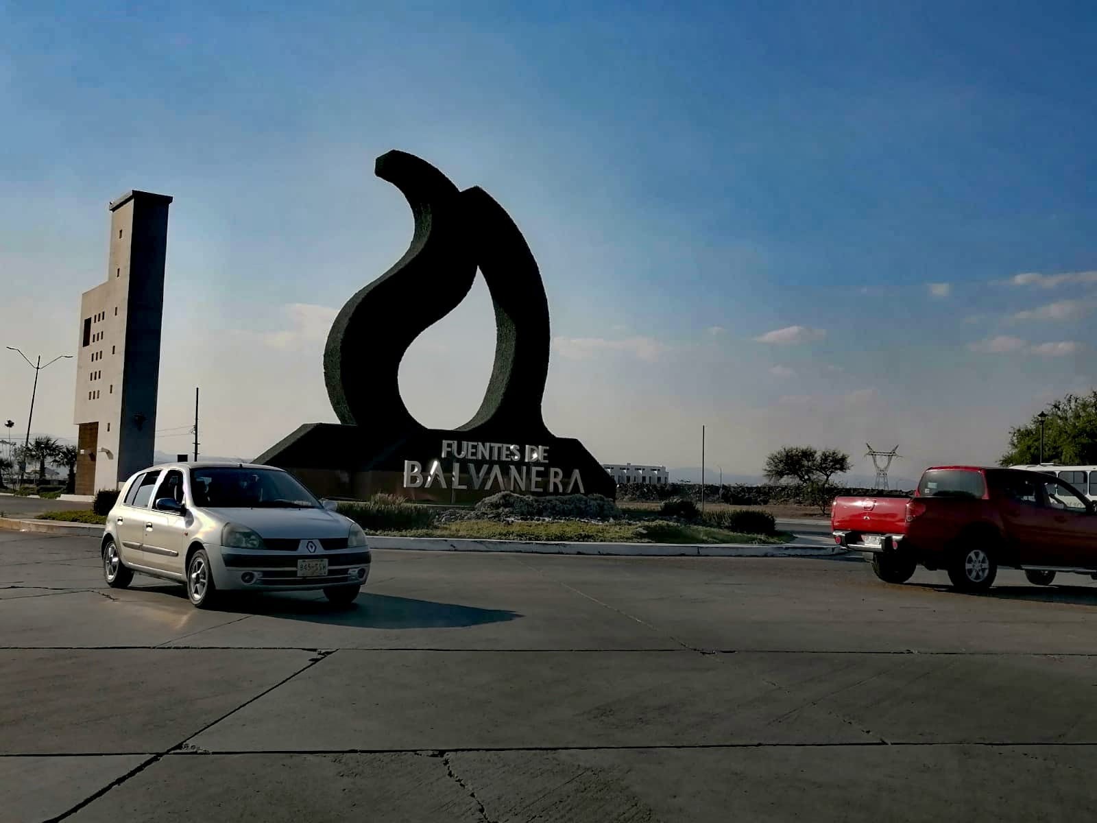 Anuncian construcción del puente vehicular en Fuentes de Balvanera