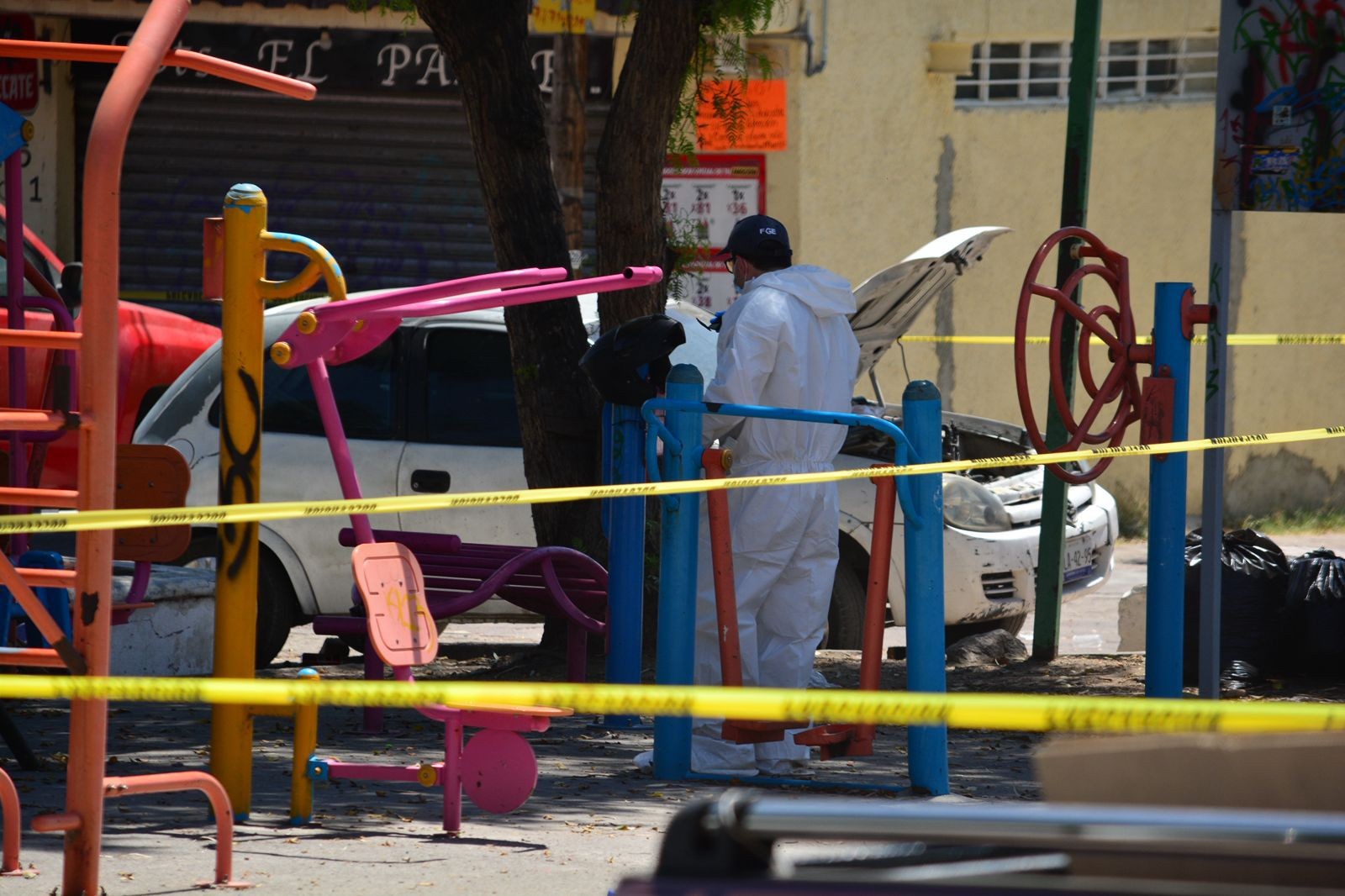 Asesinan a balazos a joven de 19 años en pleno parque de León
