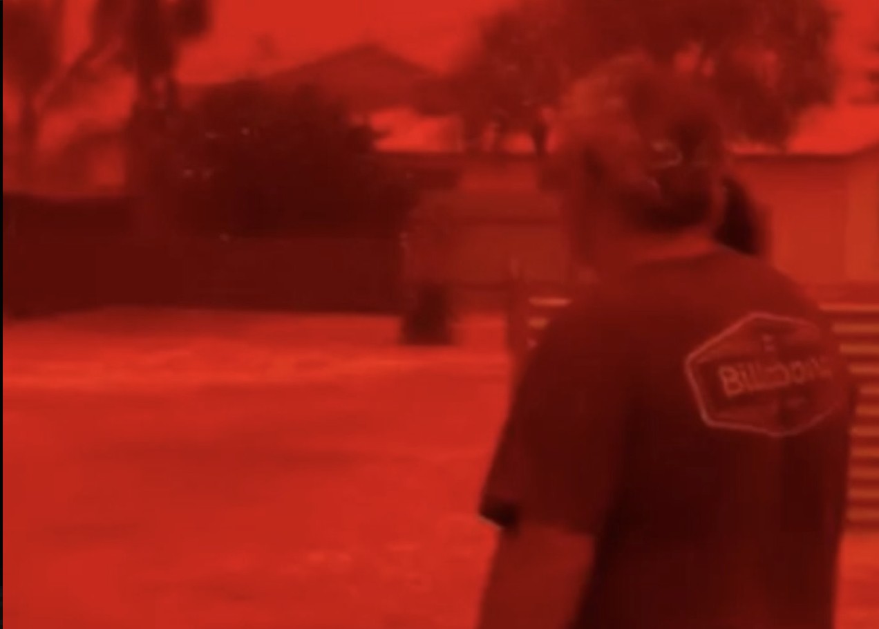 Ciclón Narelle tiñe de rojo el cielo en Australia y deja daños en la costa oeste