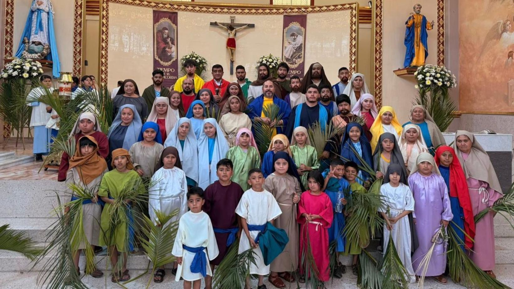 Domingo de Ramos en León emociona a fieles