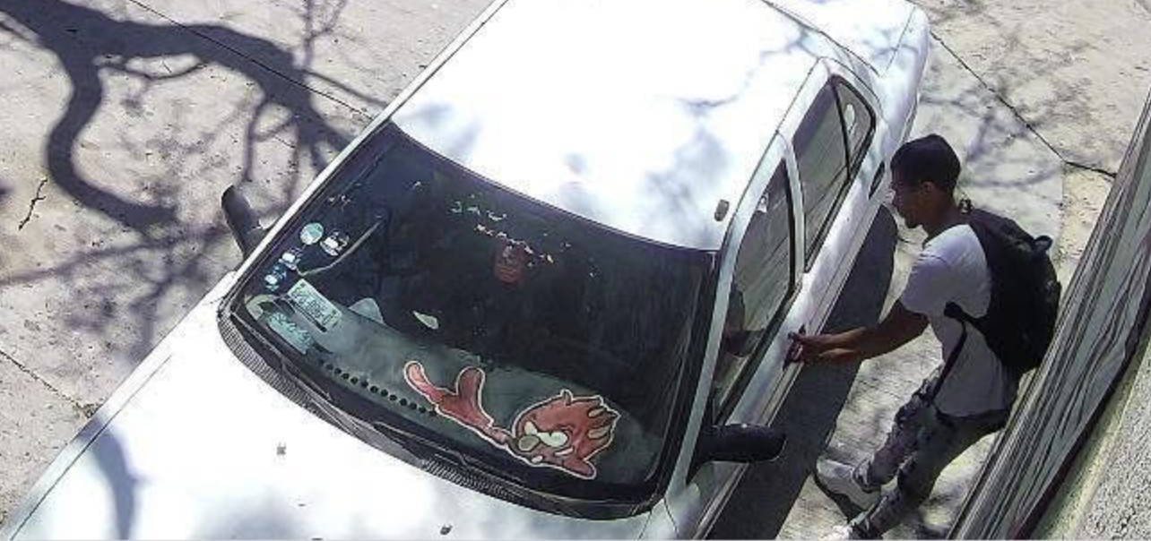 Roban Tsuru en menos de dos minutos en León; vecinos denuncian ola de robos