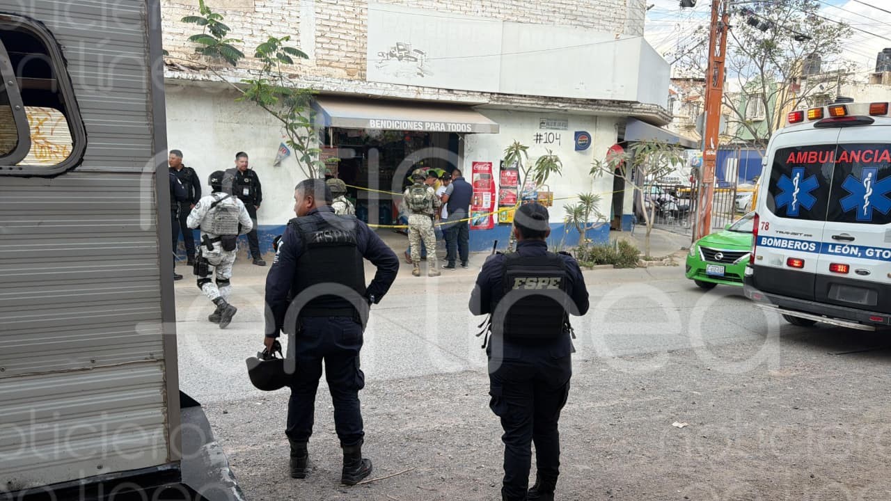 Ataque armado a repartidor en tiendita lo deja herido tras resistirse a asalto