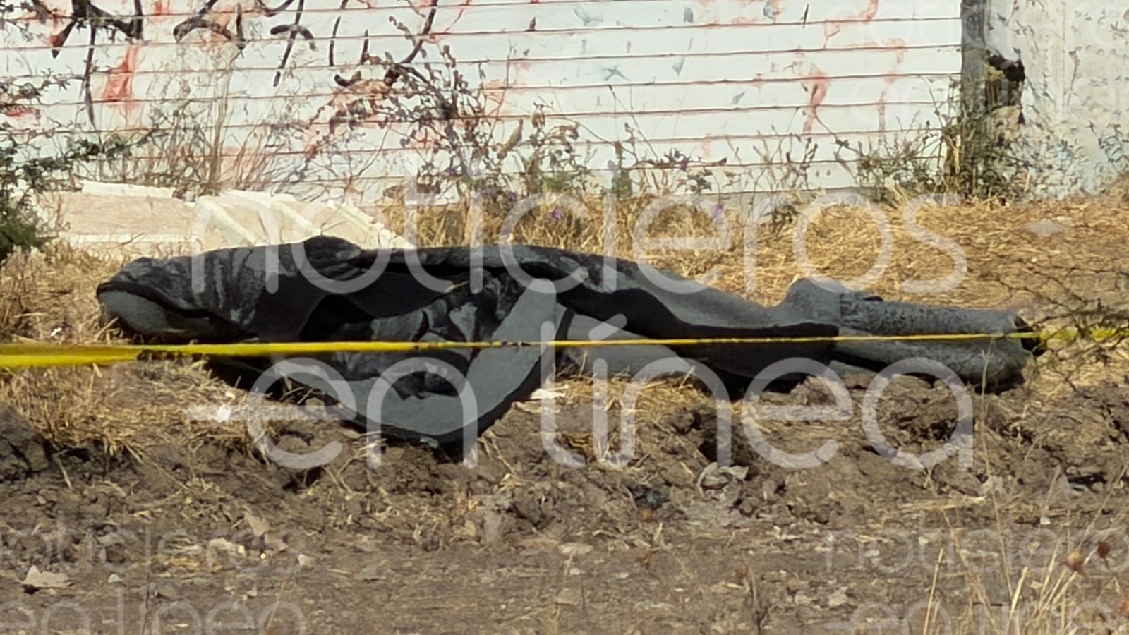 Hallan a mujer y adulto mayor sin vida en colonias cercanas de León