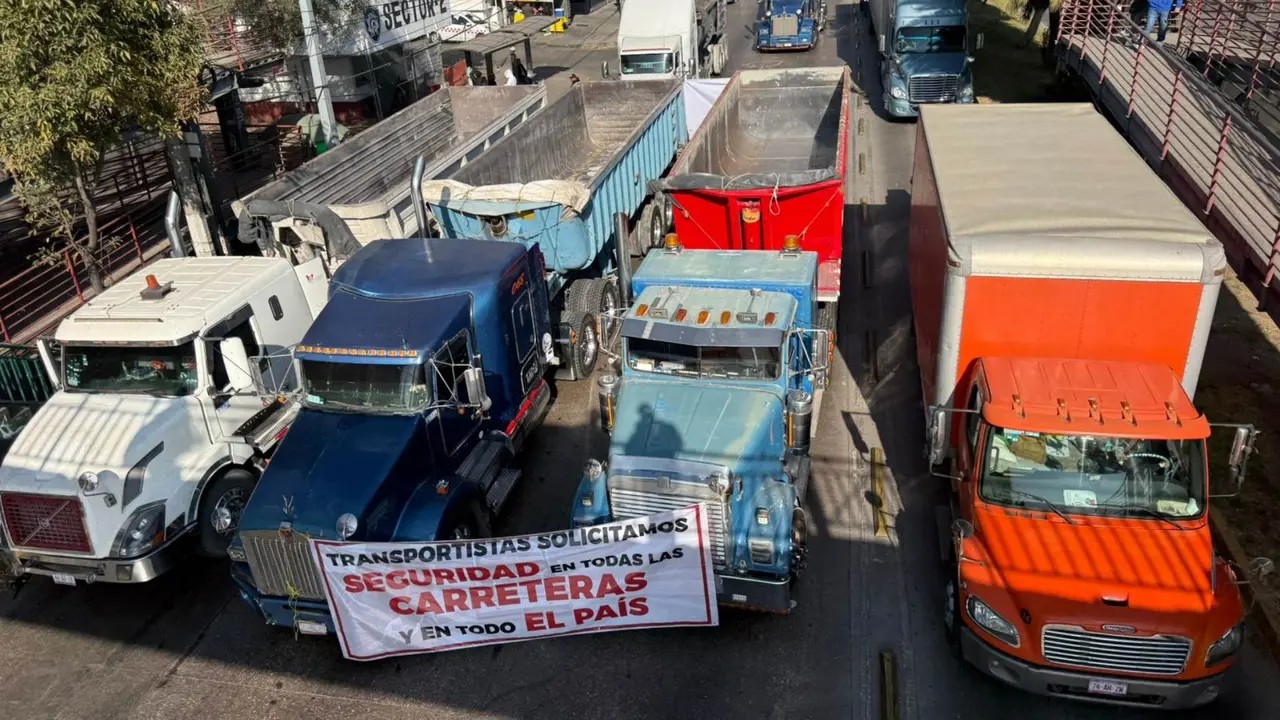 Alistan paro nacional: transportistas y campesinos bloquearán carreteras este lunes 6 de abril