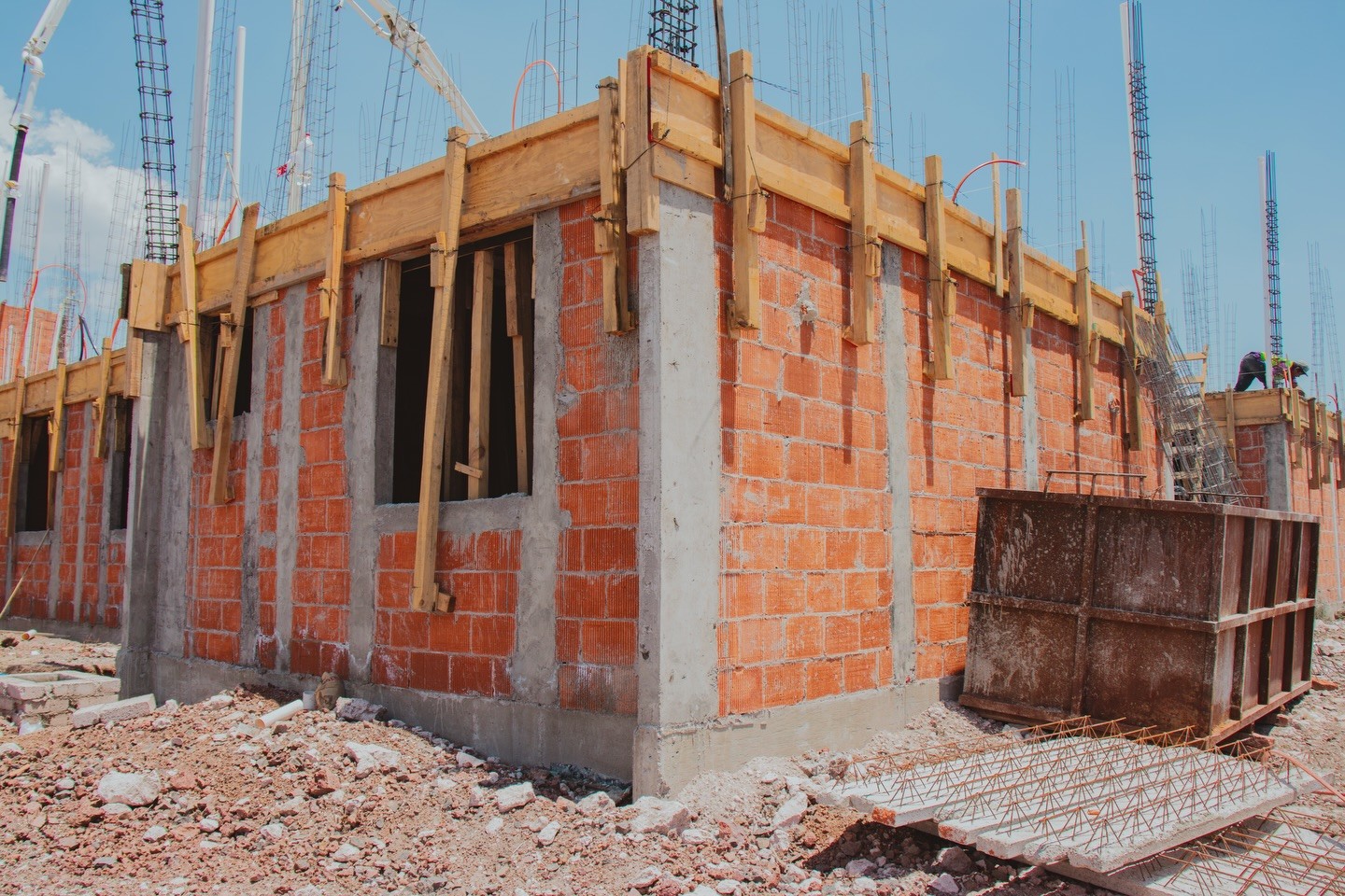 Frena Villagrán proyecto de Viviendas del Bienestar por costos elevados