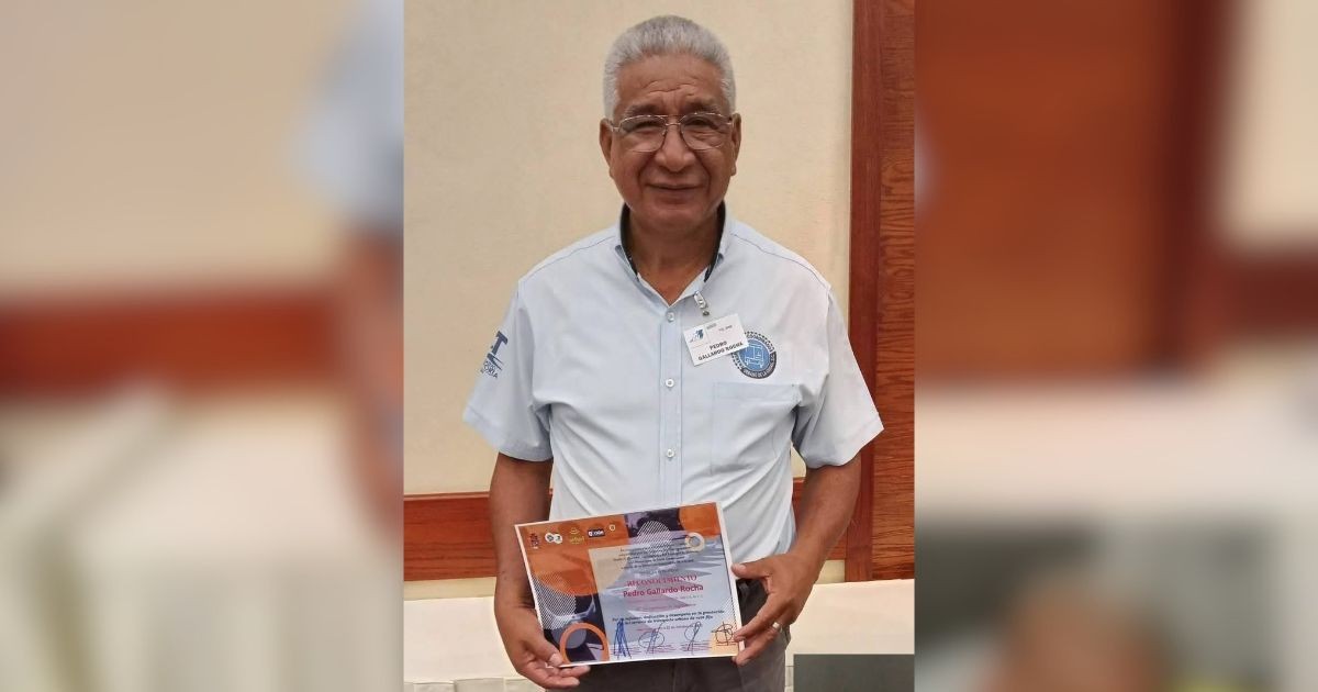 Pide ayuda para trasladar a su esposo enfermo: vende lo que tiene para pagar ambulancia