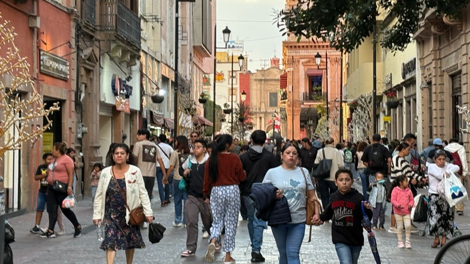 Apagones en León afectan al comercio formal: CANACO alerta