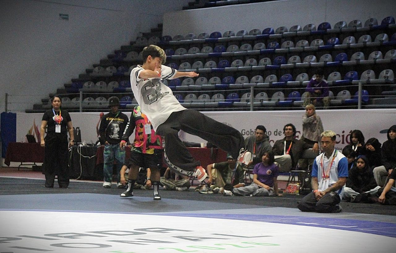 Joshua Monzalvo logra oro y bicampeonato en breaking para Guanajuato