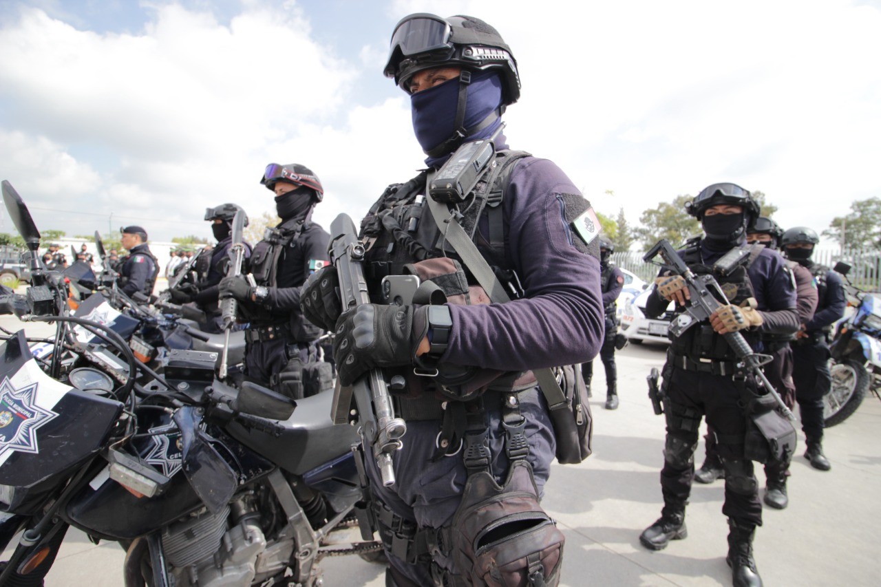 Dan de baja a 7 policías en Celaya por mala conducta y control de confianza