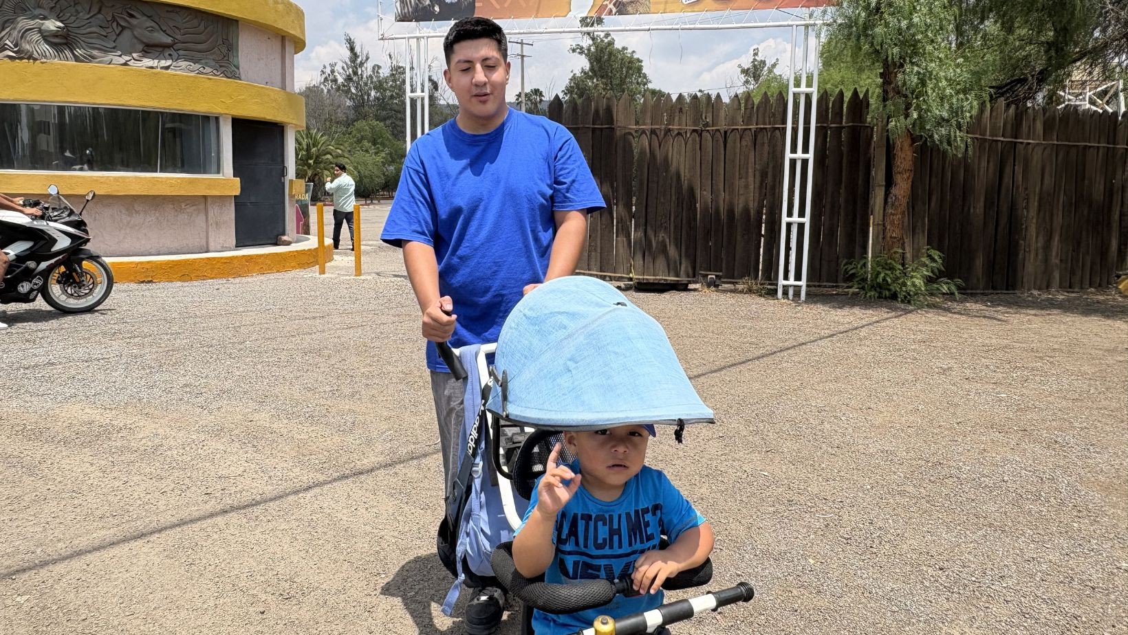 Cierre del Zoológico de León sorprende a visitantes