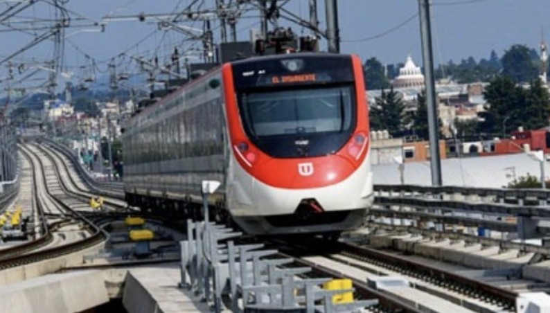 Prevén alta demanda en estación del tren de pasajeros; falta conectividad terrestre preocupa