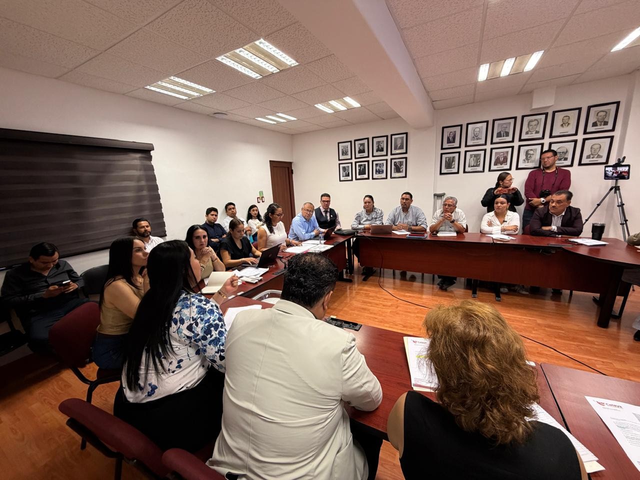 Presentan a medias estudio de reestructura del gobierno municipal de Celaya