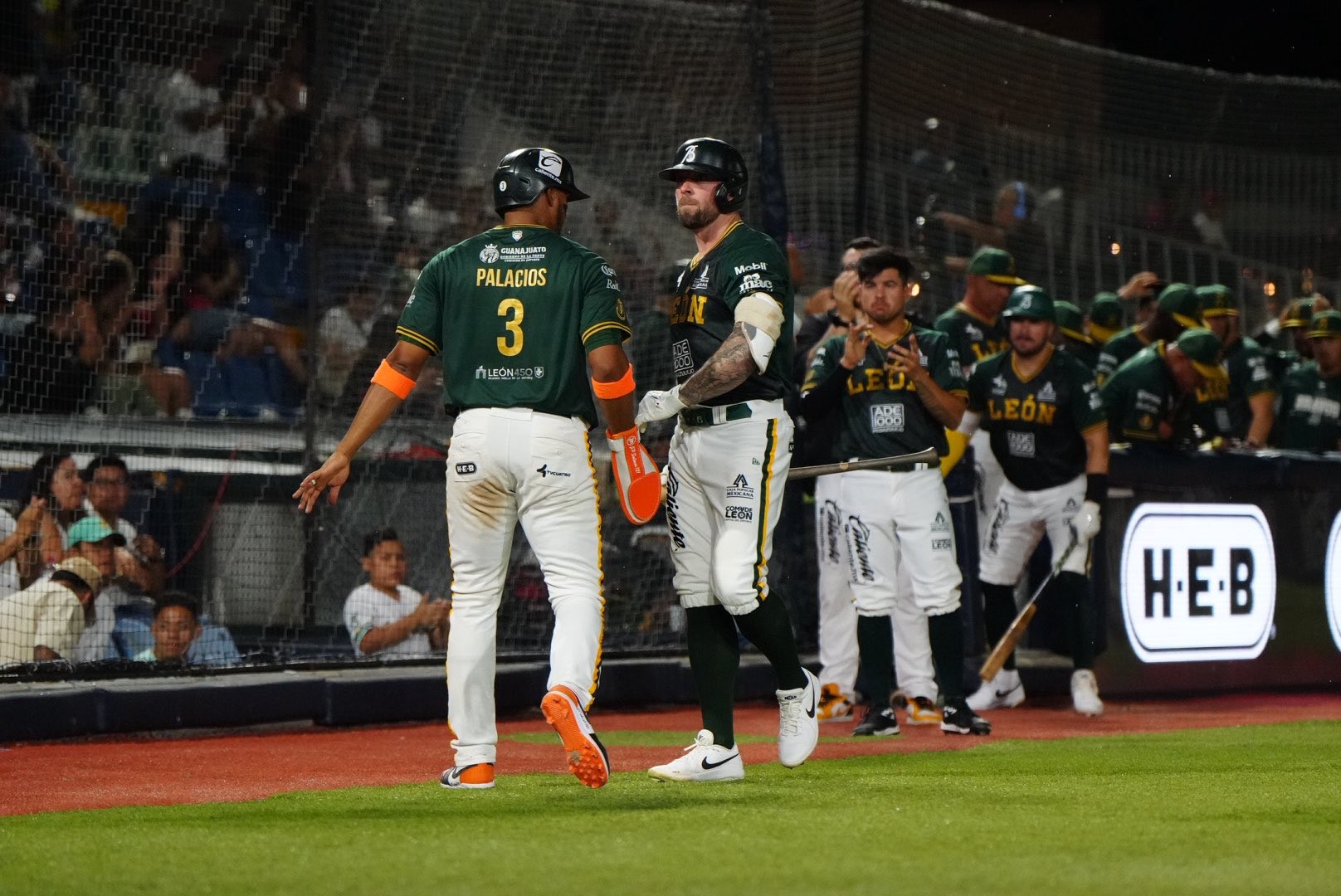 Bravos de León deja en el terreno a El Águila de Veracruz y se mantiene líder del Sur